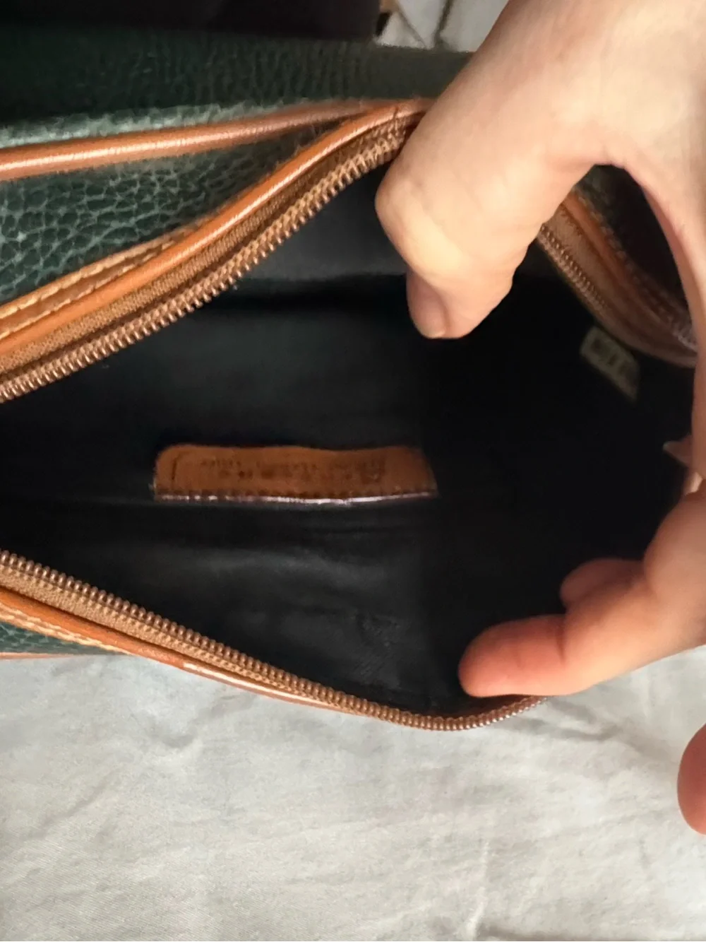 Green Pebbled Leather Crossbody Bag, Tan trim, authentic Braciano Italy classic
